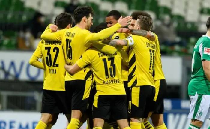 مباراة بوروسيا دورتموند وفيردربريمن (1) (1)