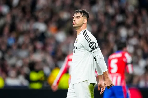 أسينسيو لاعب ريال مدريد