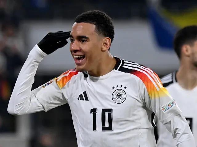 جمال موسيالا لاعب منتخب ألمانيا