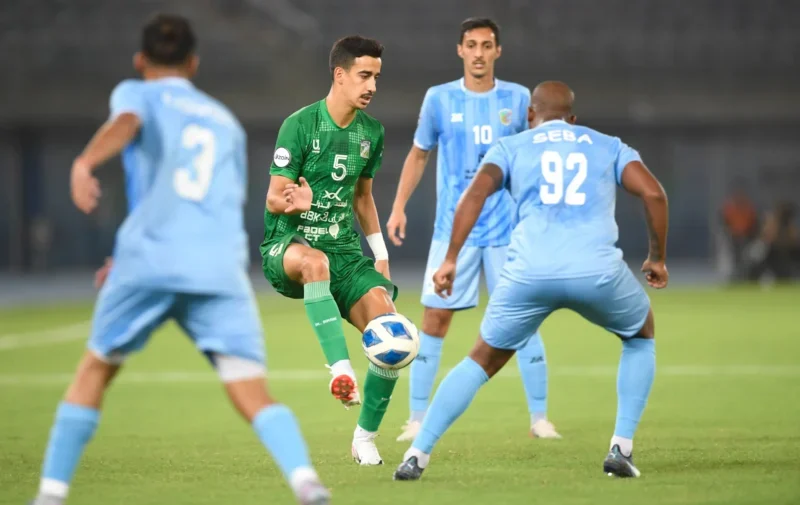 تابع الان.. مباراة العربي ضد السالمية من أجل الاقتراب من صدارة الدوري الكويتي