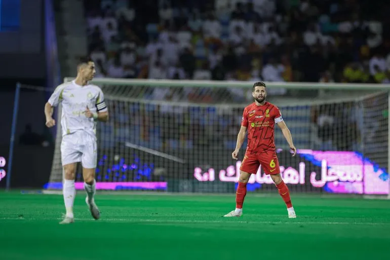 ملخص خسارة النصر أمام القادسية وتأثيرها على سباق لقب الدوري السعودي