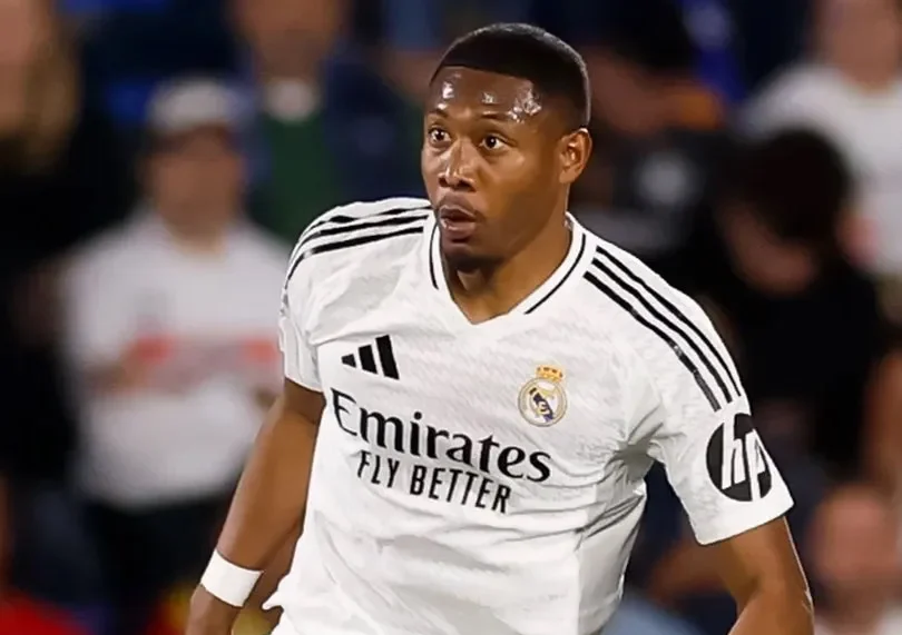 ريال مدريد يُعلن تفاصيل إصابة دافييد ألابا.. أزمة جديدة في دفاع الميرنجي