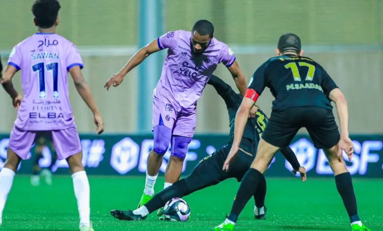 مباراة الخلود ضد التعاون في الدوري السعودي: صراع تحسين المراكز