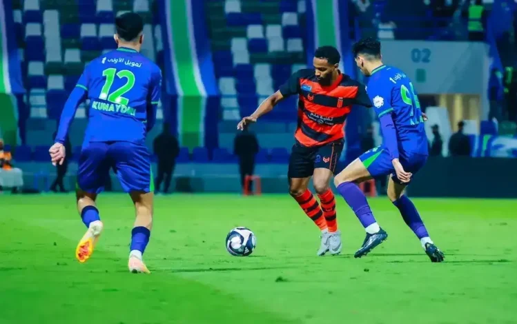 مباراة الرياض والفتح في الدوري السعودية