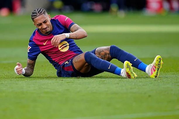 رافينيا لاعب برشلونة