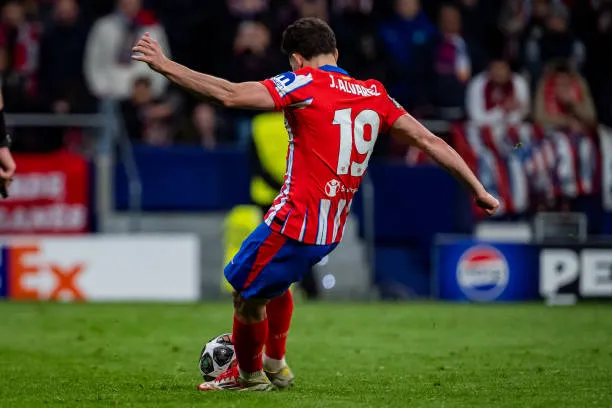 ألفاريز ضد ريال مدريد