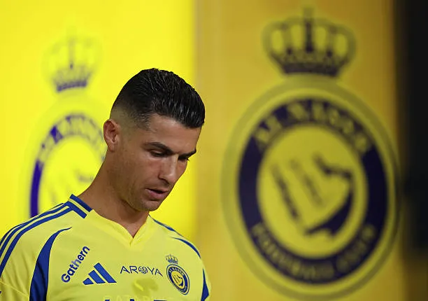 riyadh saudi arabia cristiano ro 3 نجم المنتخب السعودي يصدم الجميع : "رونالدو كان منتهيًا والنصر أنقذ مسيرته!"