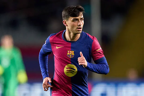 barcelona spain pedri of fc barc بيدري يكشف حقيقة إنتقاله الى بايرن ميونخ